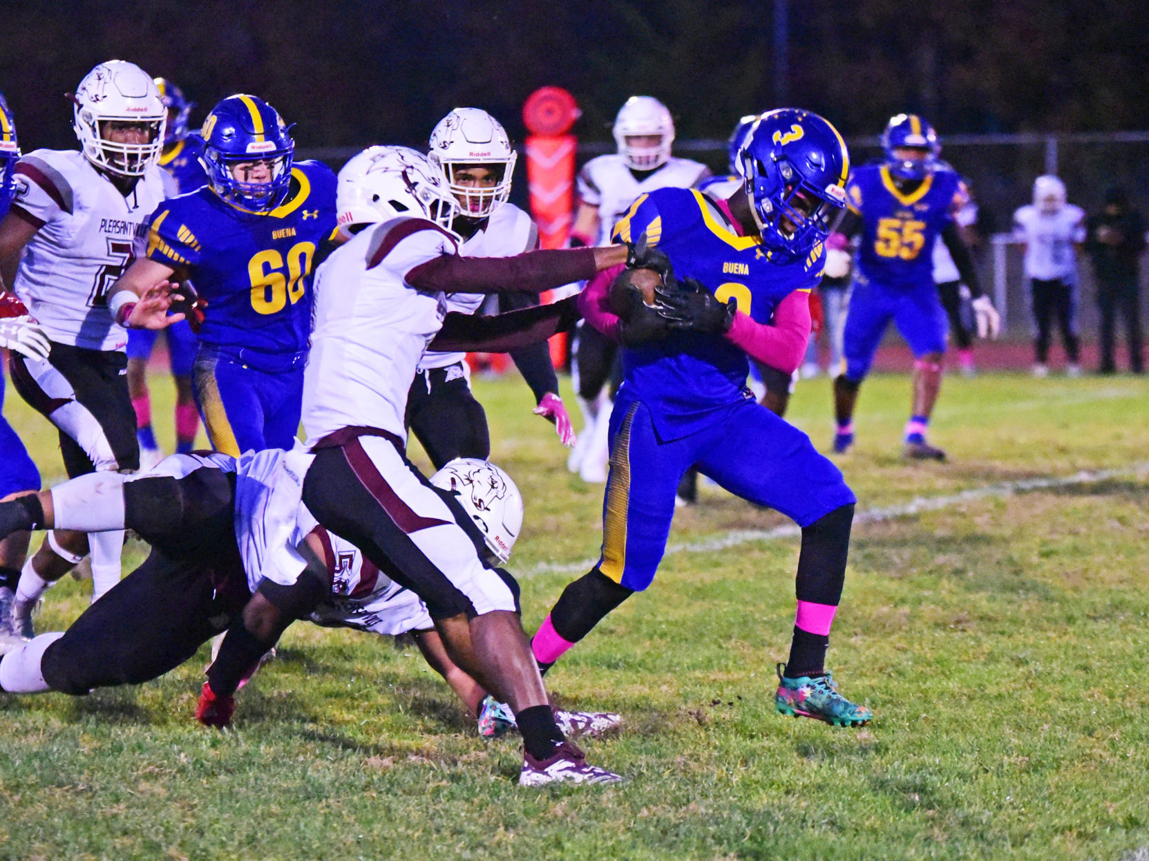 102619_spt_buenafootball 7.jpg